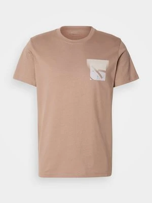 T-shirt z nadrukiem Calvin Klein Jeans