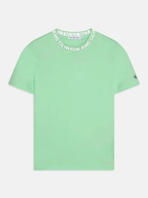 T-shirt z nadrukiem Calvin Klein Jeans