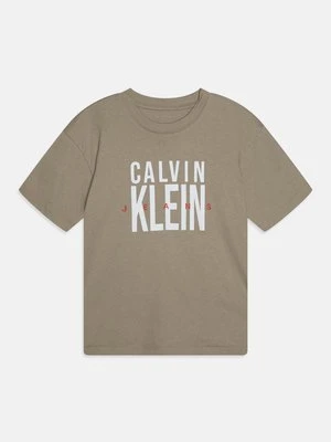 T-shirt z nadrukiem Calvin Klein Jeans