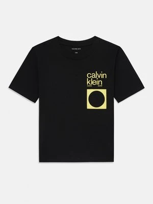 T-shirt z nadrukiem Calvin Klein Jeans