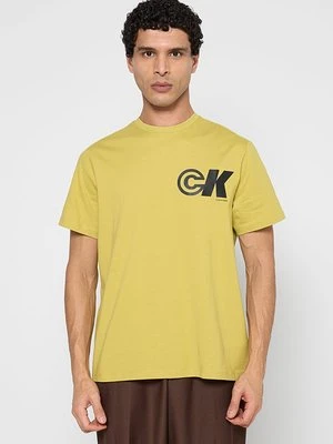 T-shirt z nadrukiem Calvin Klein Jeans żółty