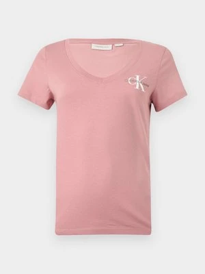 T-shirt z nadrukiem Calvin Klein Jeans jasnoróżowy