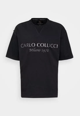 T-shirt z nadrukiem carlo colucci