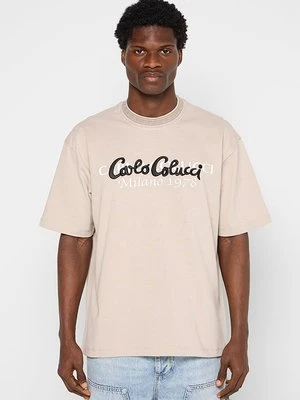 T-shirt z nadrukiem carlo colucci