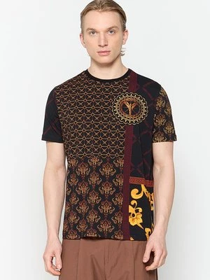 T-shirt z nadrukiem carlo colucci