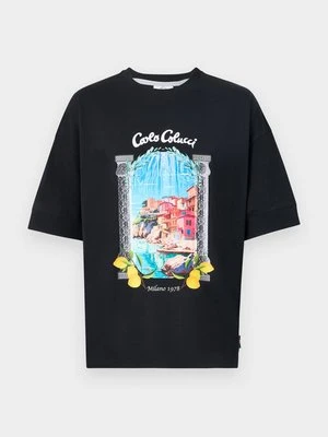 T-shirt z nadrukiem carlo colucci
