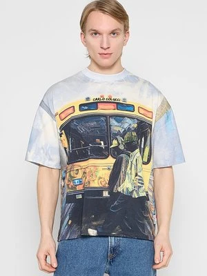 T-shirt z nadrukiem carlo colucci