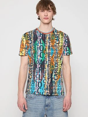 T-shirt z nadrukiem carlo colucci