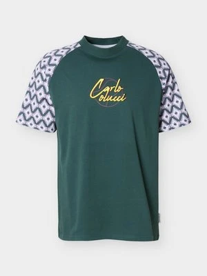 T-shirt z nadrukiem carlo colucci