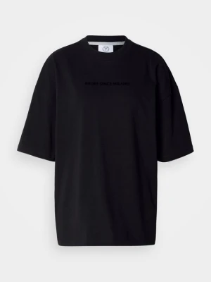 T-shirt z nadrukiem Carlo Colucci czarny