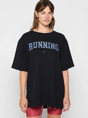 T-shirt z nadrukiem Carpatree