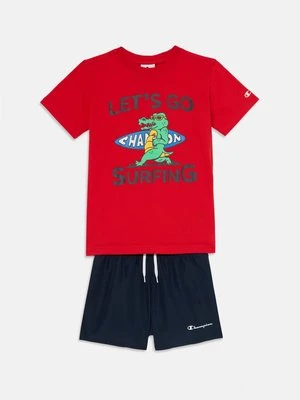 T-shirt z nadrukiem Champion