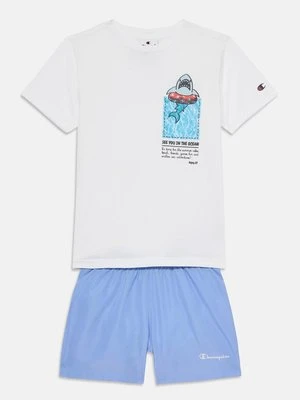 T-shirt z nadrukiem Champion