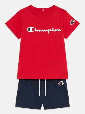 T-shirt z nadrukiem Champion