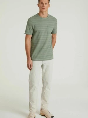 T-shirt z nadrukiem CHASIN'