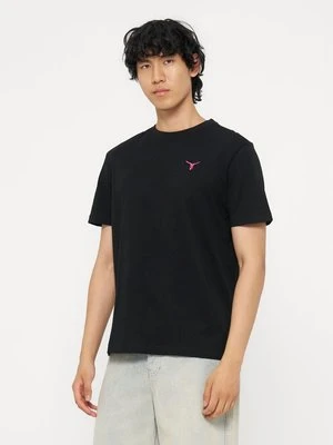 T-shirt z nadrukiem Chiemsee czarny