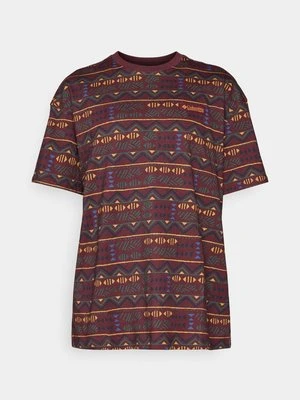 T-shirt z nadrukiem Columbia