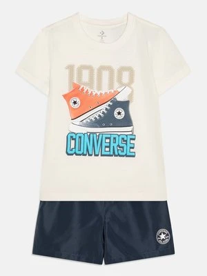 T-shirt z nadrukiem Converse