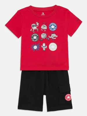 T-shirt z nadrukiem Converse