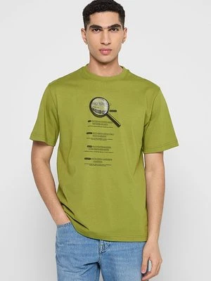 T-shirt z nadrukiem Daily Paper