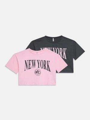 T-shirt z nadrukiem DeFacto