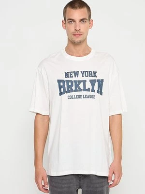 T-shirt z nadrukiem DeFacto