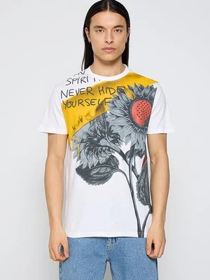 T-shirt z nadrukiem Desigual