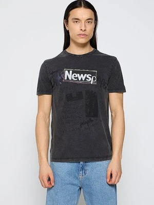 T-shirt z nadrukiem Desigual
