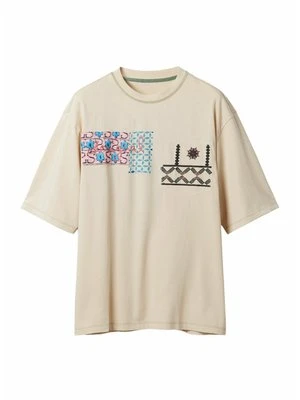 T-shirt z nadrukiem Desigual