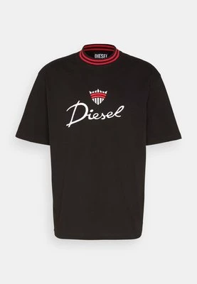 T-shirt z nadrukiem Diesel