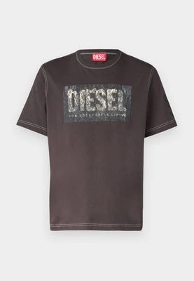 T-shirt z nadrukiem Diesel