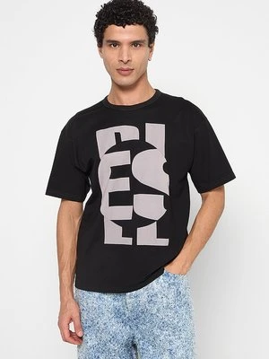 T-shirt z nadrukiem Diesel