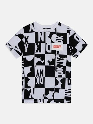 T-shirt z nadrukiem DKNY
