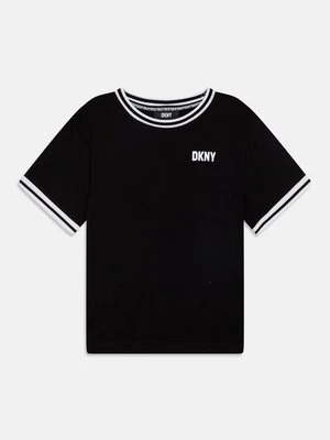 T-shirt z nadrukiem DKNY