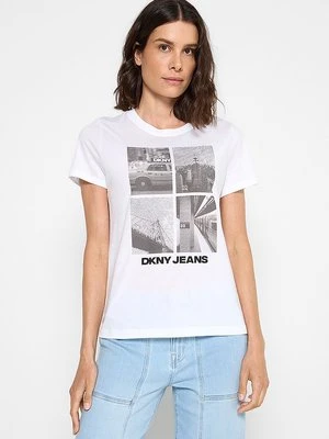 T-shirt z nadrukiem DKNY biały