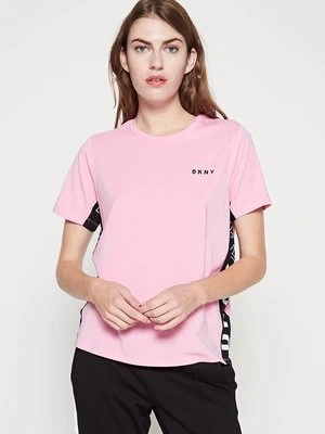 T-shirt z nadrukiem DKNY Sport