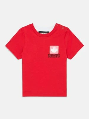 T-shirt z nadrukiem Dsquared2
