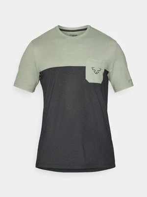 T-shirt z nadrukiem Dynafit