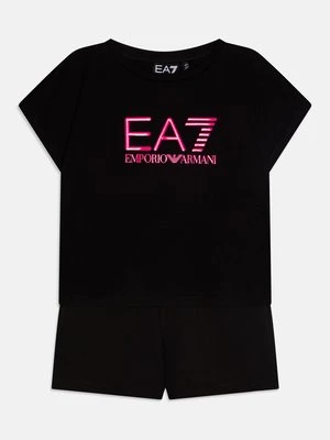 T-shirt z nadrukiem EA7 Emporio Armani