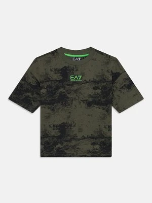 T-shirt z nadrukiem EA7 Emporio Armani zielony