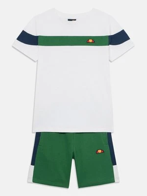 T-shirt z nadrukiem Ellesse