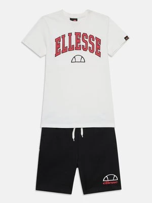 T-shirt z nadrukiem Ellesse