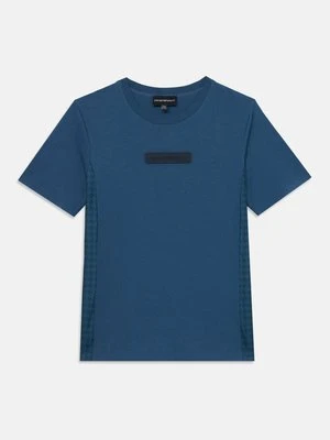 T-shirt z nadrukiem Emporio Armani