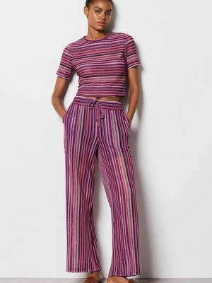 T-shirt z nadrukiem Etam