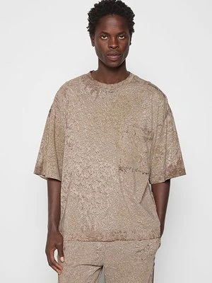 T-shirt z nadrukiem Études