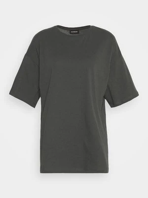 T-shirt z nadrukiem Even&Odd