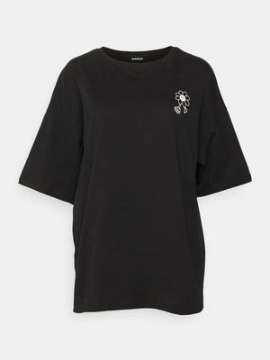 T-shirt z nadrukiem Even&Odd