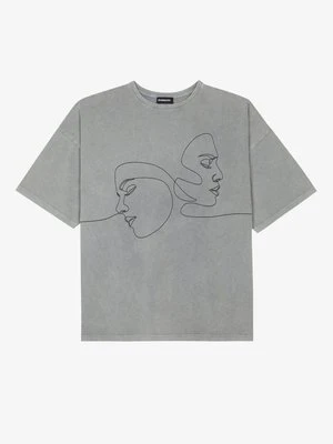 T-shirt z nadrukiem Even&Odd