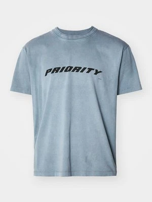 T-shirt z nadrukiem EYTYS