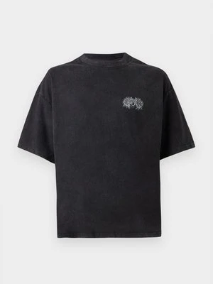 T-shirt z nadrukiem FAVELA